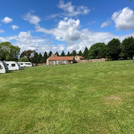 Bank Top Camping-North York Moors With Pitches For Caravans, Camper Vans And Tents Hotel Pickering Buitenkant foto
