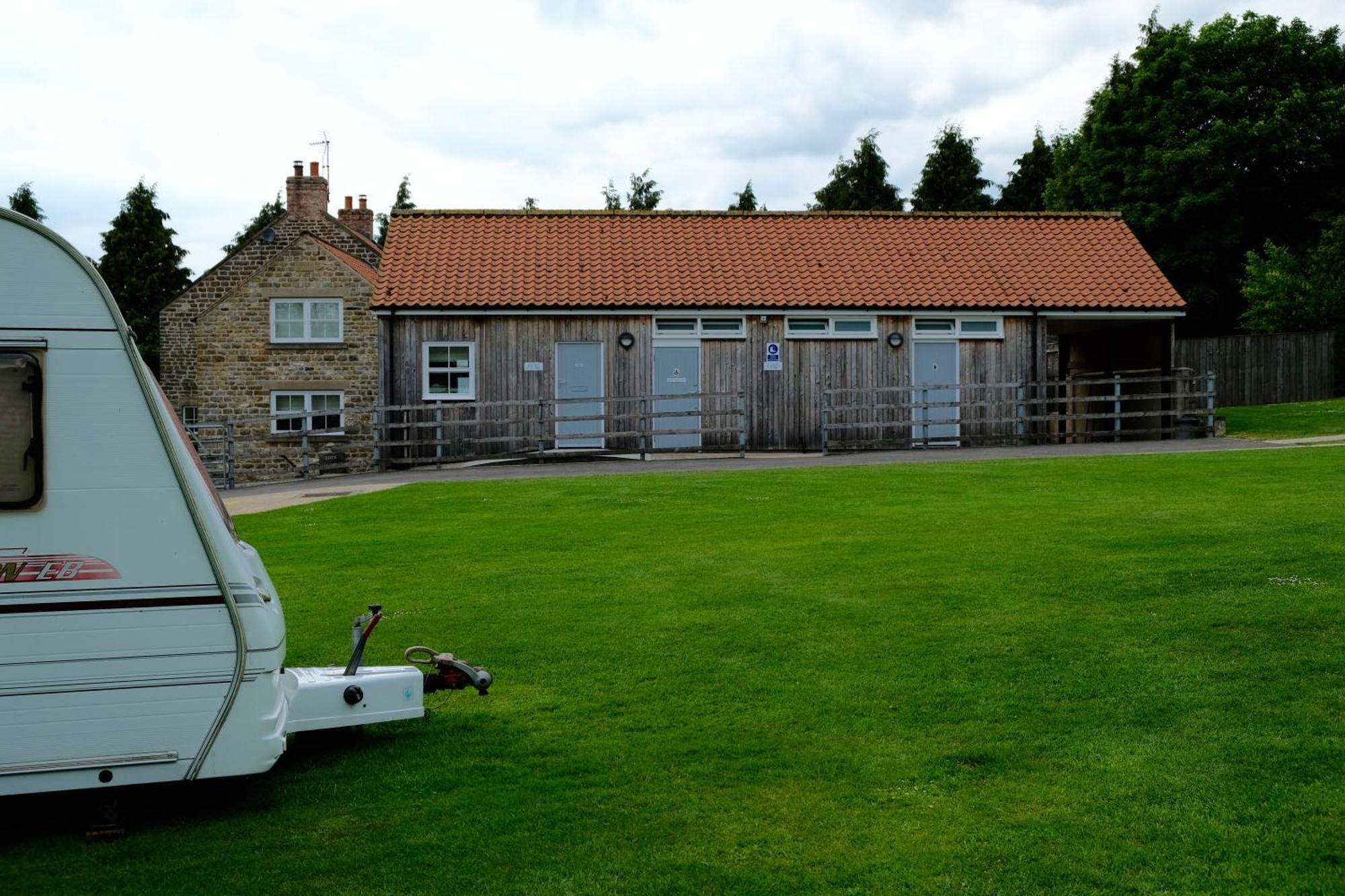 Bank Top Camping-North York Moors With Pitches For Caravans, Camper Vans And Tents Hotel Pickering Buitenkant foto