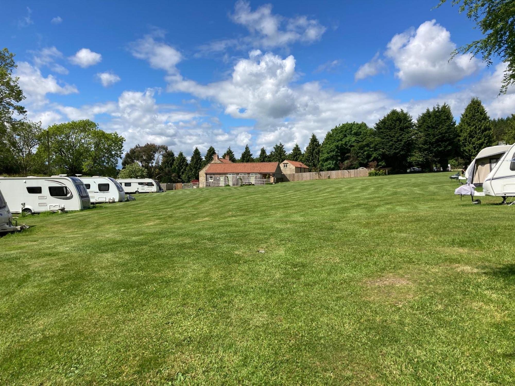 Bank Top Camping-North York Moors With Pitches For Caravans, Camper Vans And Tents Hotel Pickering Buitenkant foto